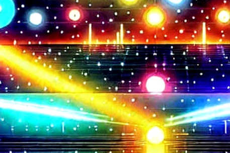 The Bitcoin Yield Mirage: Peter Schiff Strikes the Heart of MicroStrategy's Leveraged Narrative